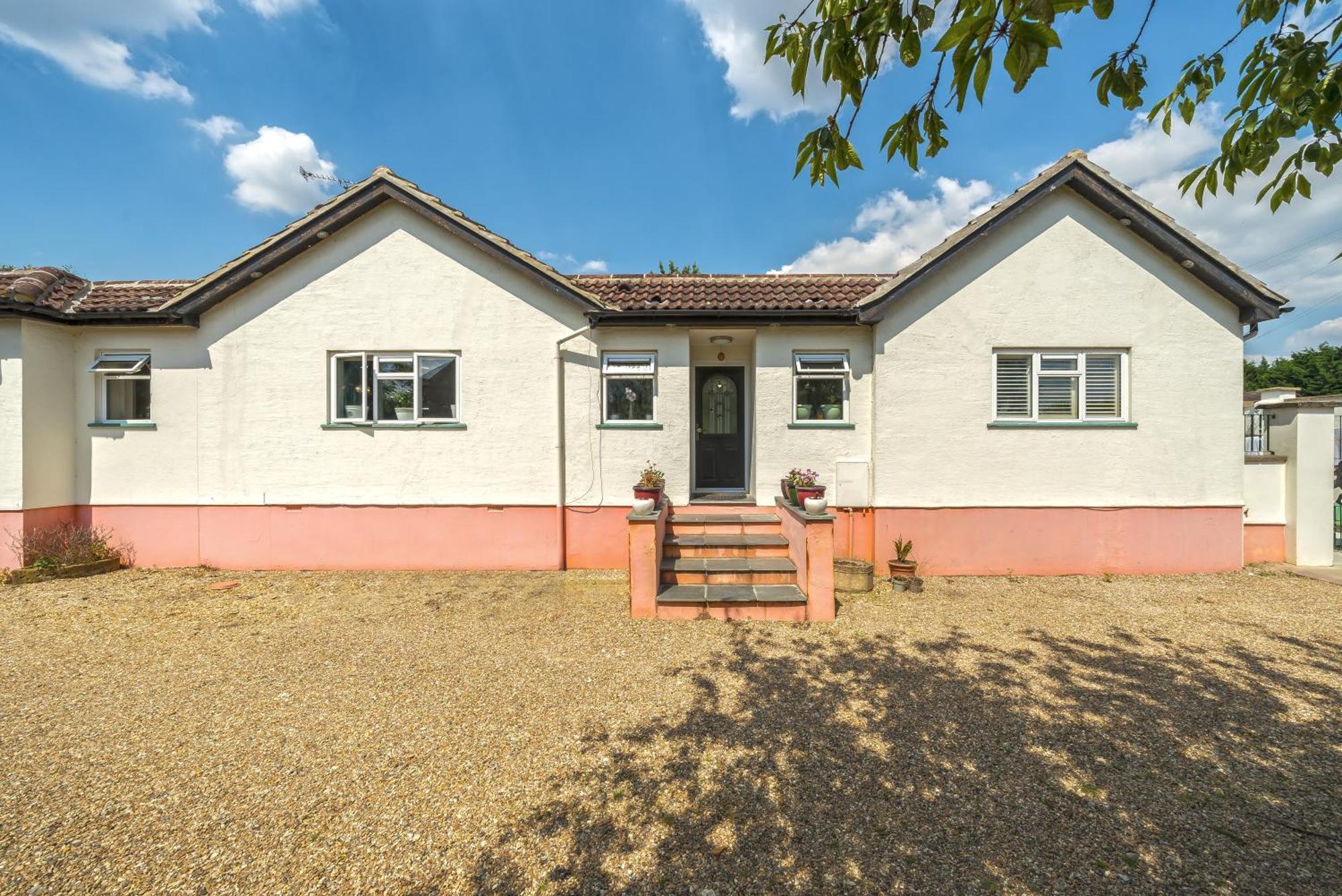 Serene Spacious Room Staines-upon-Thames Exteriör bild