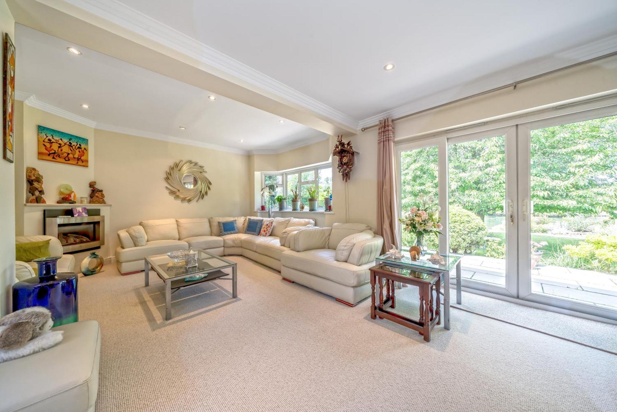 Serene Spacious Room Staines-upon-Thames Exteriör bild
